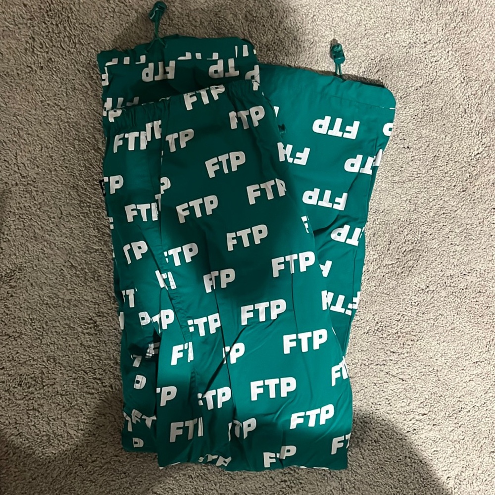 FTP pants SZ.M